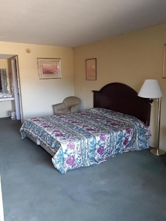 Regency Inn Fayetteville/Fort Bragg